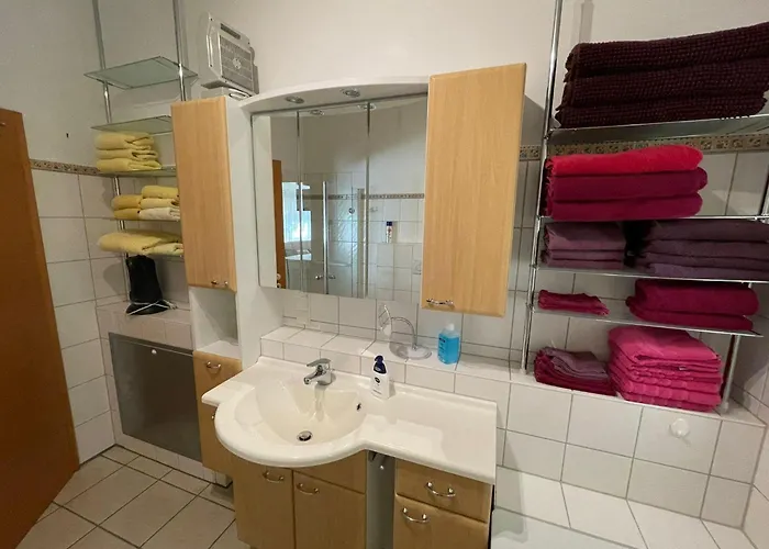 Kleine Pfalz Im Casa Del Cornelia 埃登科本