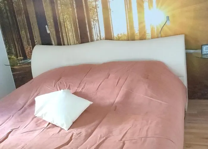 Kleine Pfalz Im Casa Del Cornelia 埃登科本